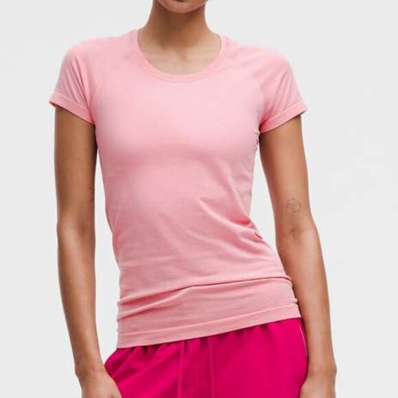 NWT Swiftly Tech Short Sleeve 2.0 - Pink Tide - Size 8 - Picture 1 of 6